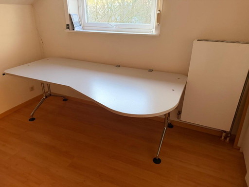 Vitra Ad Hoc design bureau