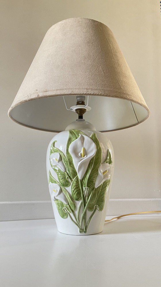 Image 1 of Lampada in ceramica italiana con fiori di arum