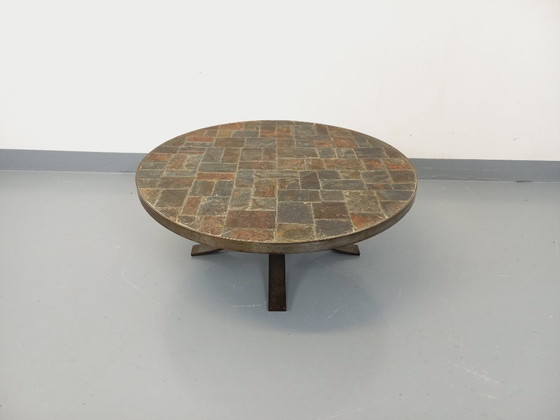 Image 1 of Brutalist vintage round coffee table in metal and slate from the 70s