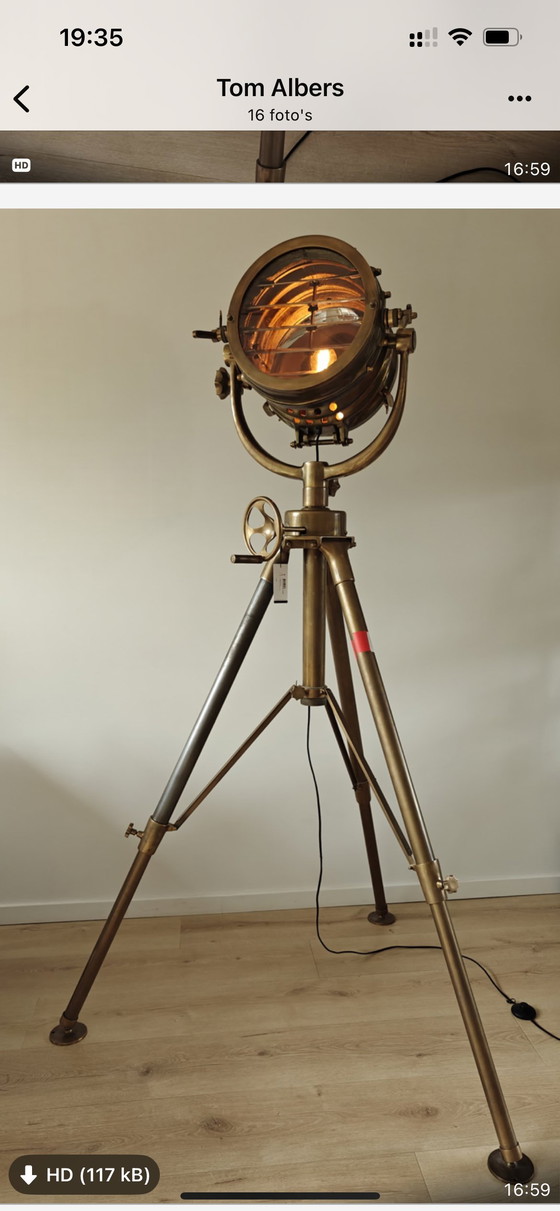 Image 1 of Eichholtz Royal Master Sealight | Luxe Maritieme Vloerlamp in Vintage Messing