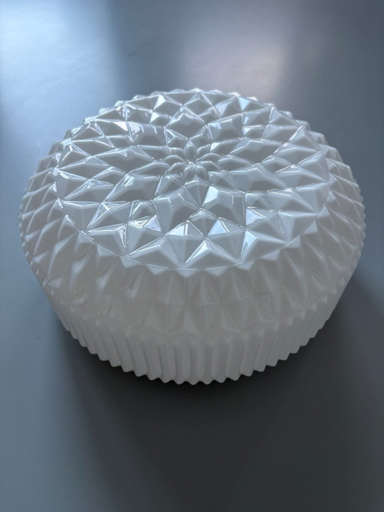 Plafoniera/Applique Vanadin di Inma Bermudez, IKEA, Plafoniere, Vetro, Bianco (foto 2 di 6)