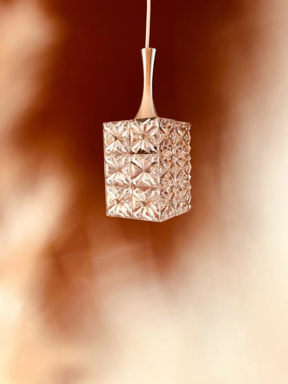 Image 1 of Lampadario a sospensione anni Settanta con perle