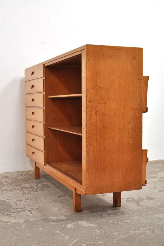 Image 1 of Vintage beukenhouten schoolkast / divider, jaren 50