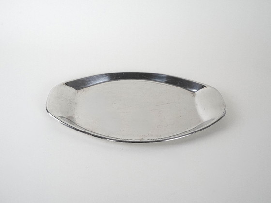 Image 1 of Ovales Metalltablett, italienisches Design, 1980er Jahre, hergestellt in Italien
