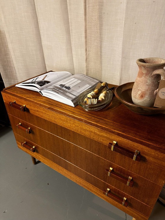 Image 1 of Cassettiera svedese d'epoca