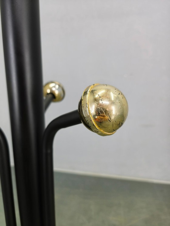 Image 1 of Italiaanse kapstok uit het midden van de 20e eeuw, zwart metaal, plastic en steen, jaren 70