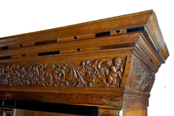 Image 1 of Armario de cojines de Gelderland, hacia 1650/ Gelderland Cushion Cabinet, 1650