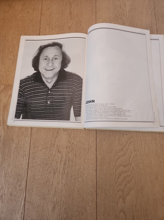 Image 1 of A unique piece of Antwerp music history!

Offered at auction: the iconic and highly sought-after collector's book