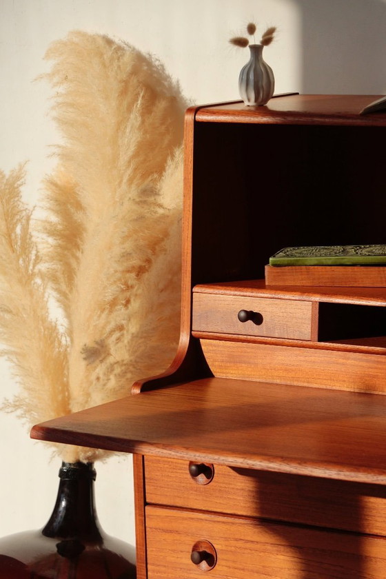 Image 1 of Vintage Scandinavische teakhouten secretaire - MSE Mobler (1960)