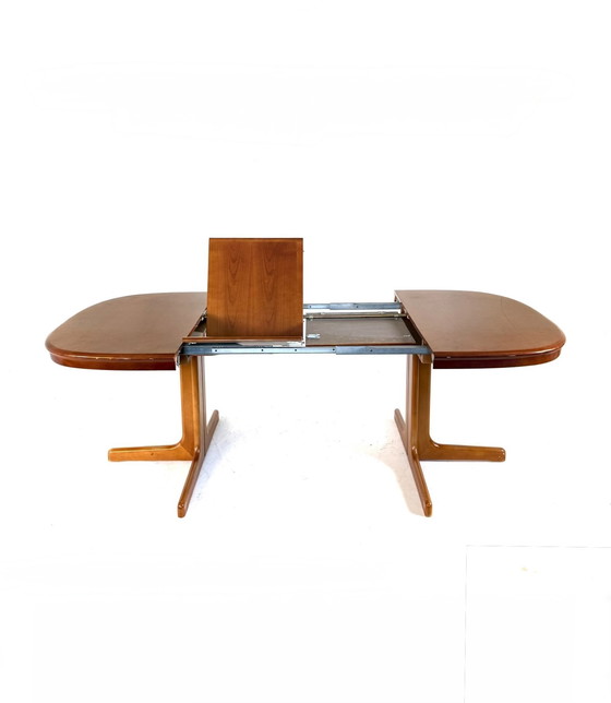 Image 1 of Vintage XL extendable dining table, Lübke '60
