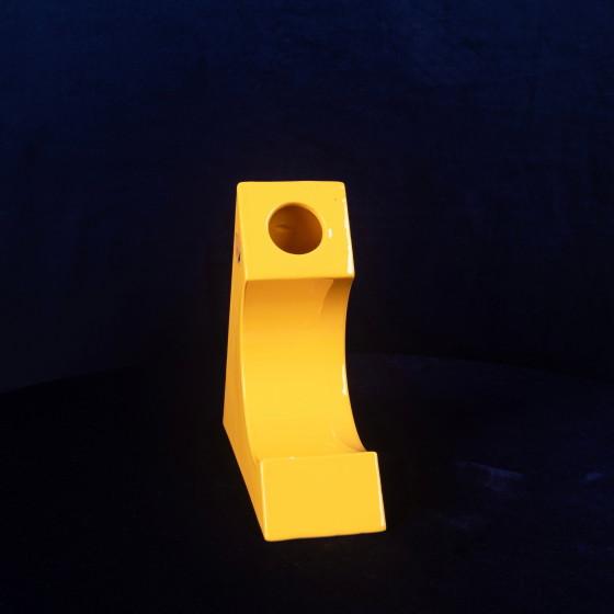 Vaso Scultoreo Italiano Giallo in Ceramica Smaltata Space Age, Anni '70 – Vasi (photo 6 of 21)