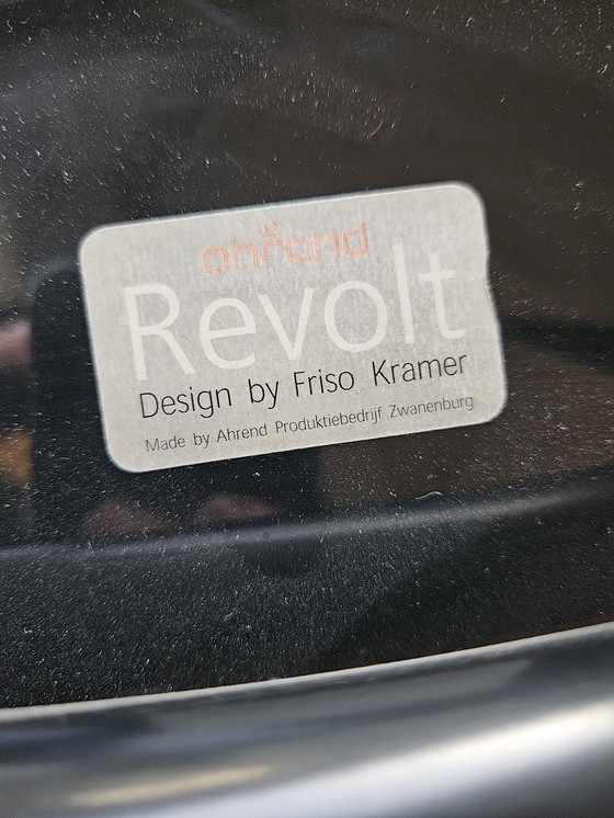 Image 1 of Revolt Friso Kramer chair, Vintage design