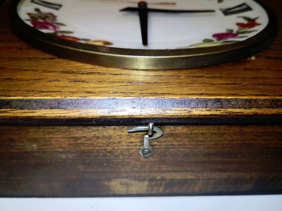 Raro orologio antico, vintage, retrò, in legno e porcellana, proveniente da Parigi / anni '70 (photo 6 of 17)