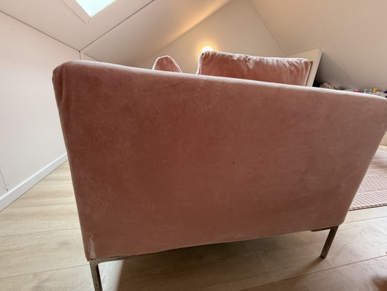 Image 1 of Canapé Charles de B&B Italia | Velours rose poudré d'origine | Magnifique canapé design italien.