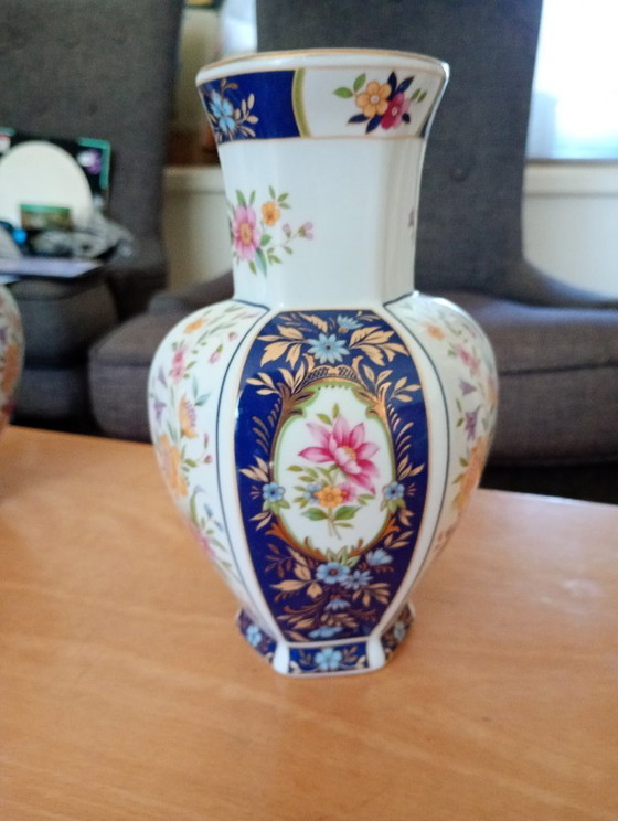 Image 1 of 2 vases en porcelaine Imari