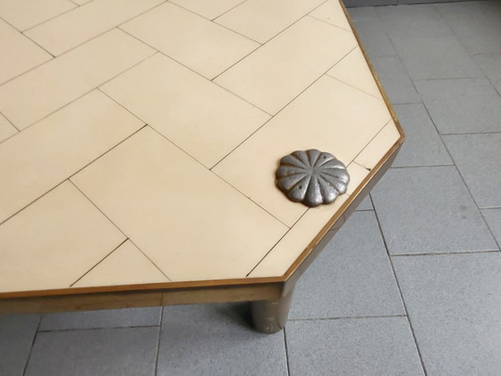 Image 1 of IMPORTANT VINTAGE ITALIAN COFFEE TABLE FROM THE 1960s IN FORMICA, BRASS & GILT STEEL