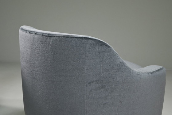 Image 1 of Set van 2 ijsblauwe mohair loungestoelen, jaren 50, Italië.