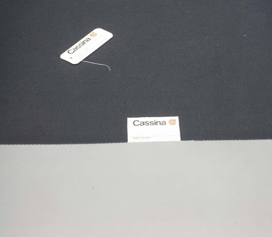 Image 1 of Set of 2 Mid-Century Italian Design Cassina Lounge Chair ‘Maralunga’ by Vico Magistretti in Dolphin Grey Leather. Italy, 1970s.