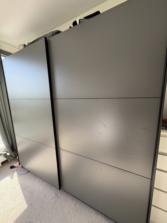 Image 1 of Bedroom Wardrobe | Kledingcast