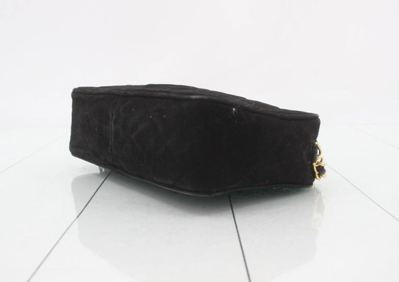 Chanel Vintage CC Quilted Shoulder Bag – Black | 20 cm – Borse a spalla, Pelle, Metallo (photo 4 of 12)