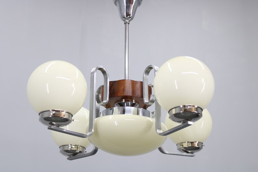 Kroonluchter van chroom, glas en hout uit 1950, Tsjecho-Slowakije