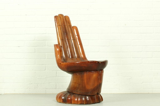 Hand Chair Surrealistischer skulpturaler Sitz (Stil der 1970er Jahre)