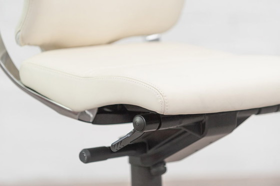 Image 1 of Dauphin In Touch 5440 Directiestoel