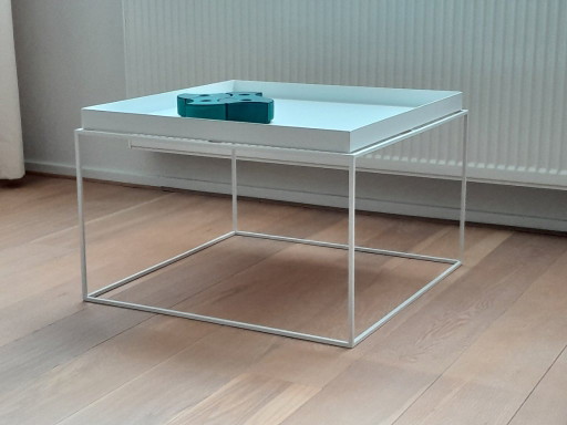 Hay Tray Table 60 x 60 x 39(H) - White – salontafels, rvs (photo 2 of 5)