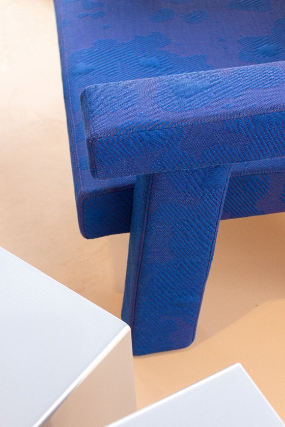 Image 1 of Sillón Mohs en tela azul Byborre