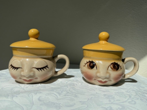 Ditmar Urbach Face Cup Set of 2 Art Object Vintage Pottery – beeldhouwkunst, Ceramic