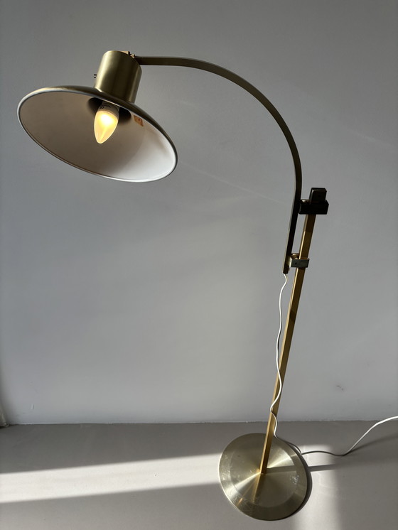 Image 1 of Lampadaire réglable danois (de marque) 1970