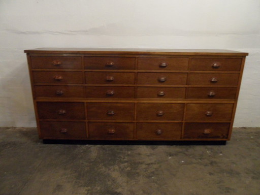 Vintage eiken winkelkast met lades