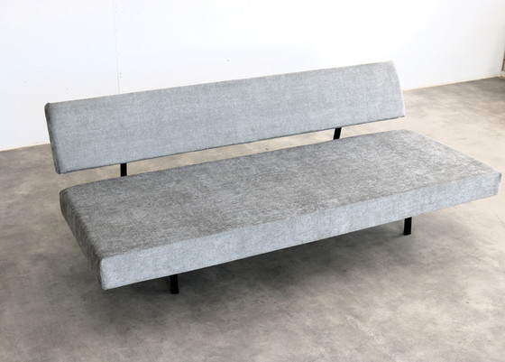 Image 1 of vintage Martin Visser (sleeper) sofa