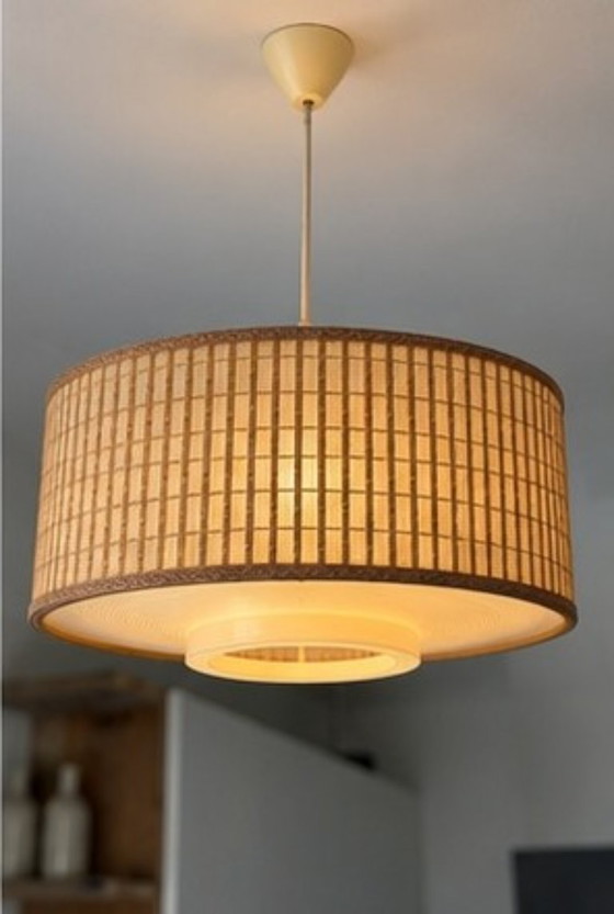 Suspension Philips vintage milieu du siècle avec abat-jour en fibres naturelles tissées – Plastic, Textile (photo 10 of 15)