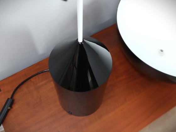 Image 1 of Oluce Atollo 233 table lamp Vico Magistretti large early version 1980s