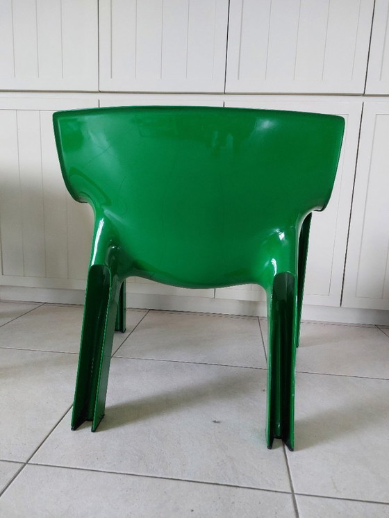 Image 1 of 2x groene Vicario stoel, Vico Magistretti voor Artemide