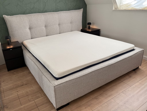 Struttura letto Goossens Bolzano + materasso MattSleeps 1,80x2,00 cm