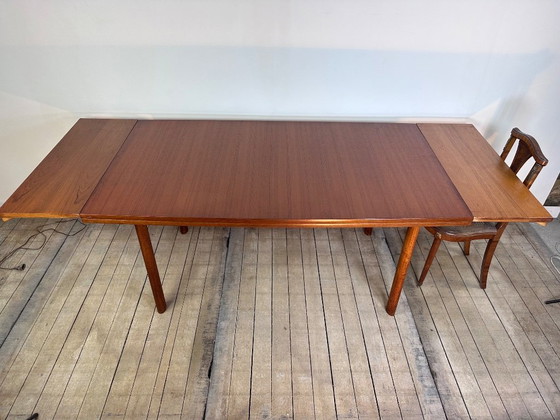 Image 1 of Table a allonges de style scandinave en teck fabrication française 1960