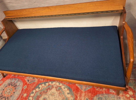 Image 1 of Sofá cama convertible danés de teca con respaldo integrado, década de 1960.