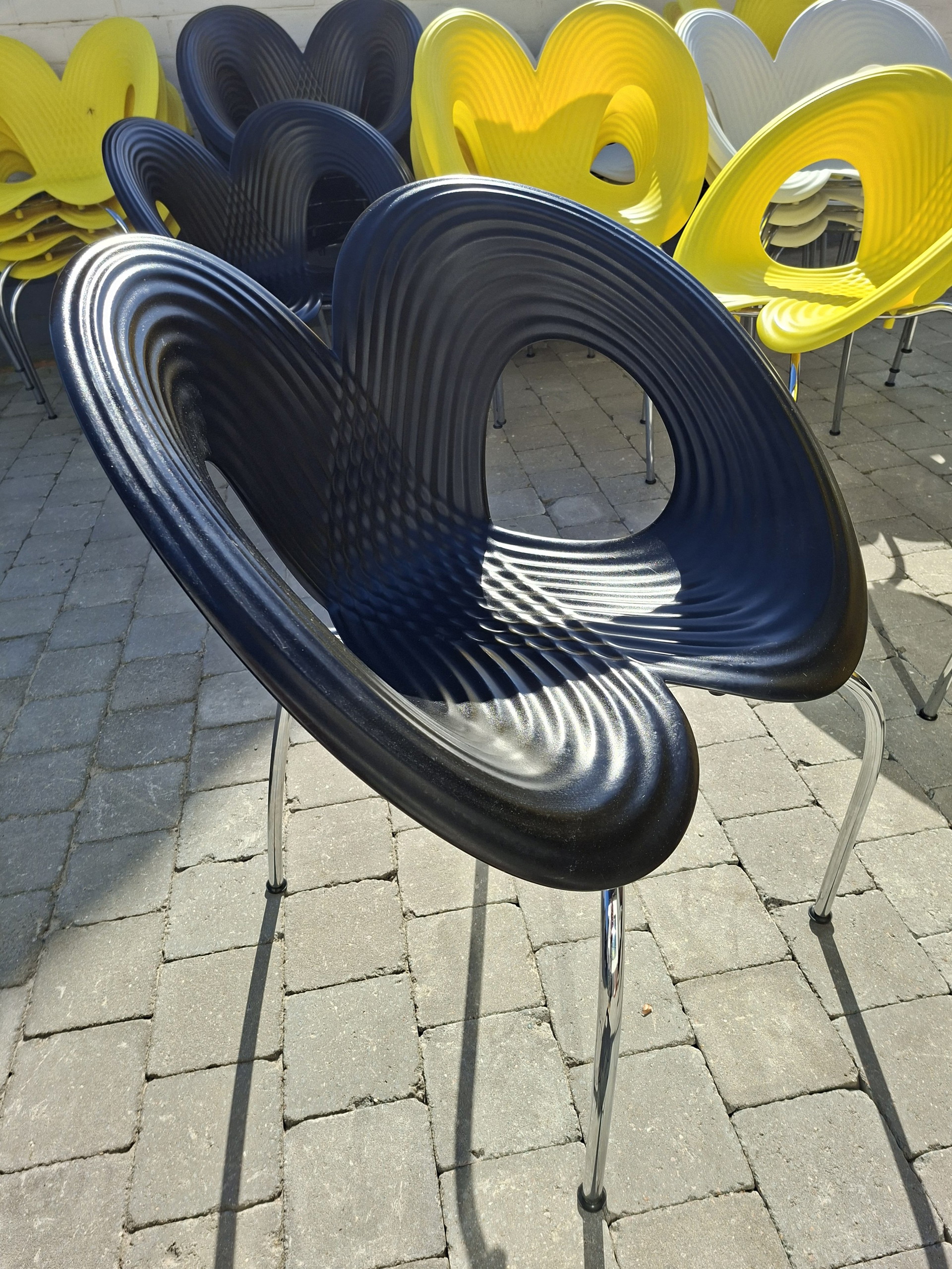 4x Ron Arad Moroso Chair black | Whoppah