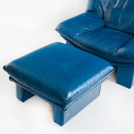 Poltrona e pouf vintage in pelle blu di Nicoletti Salotti - Italia anni '80 – Avanti - Italia, Poltrone (photo 19 of 21)