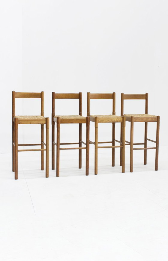 Image 1 of Vintage Vico Magistretti barkrukken set van essenhout en stro, Italië
