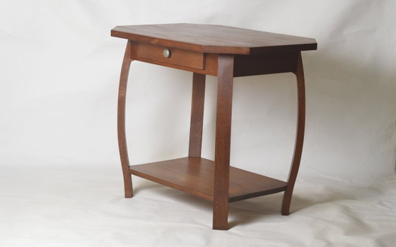 Image 1 of Art-Deco-Tisch aus massiver Eiche mit geschwungenen Beinen