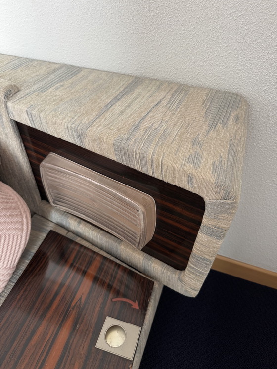 Image 1 of Letto vintage unico con illuminazione integrata degli anni '80