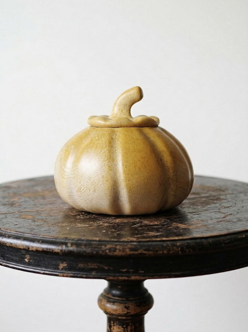 Vintage carved and polished stone box, pumpkin vintage craft 1980-1990