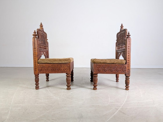 Image 1 of Ensemble de 2 fauteuils de salon indiens, fauteuils Art déco sculptés à la main