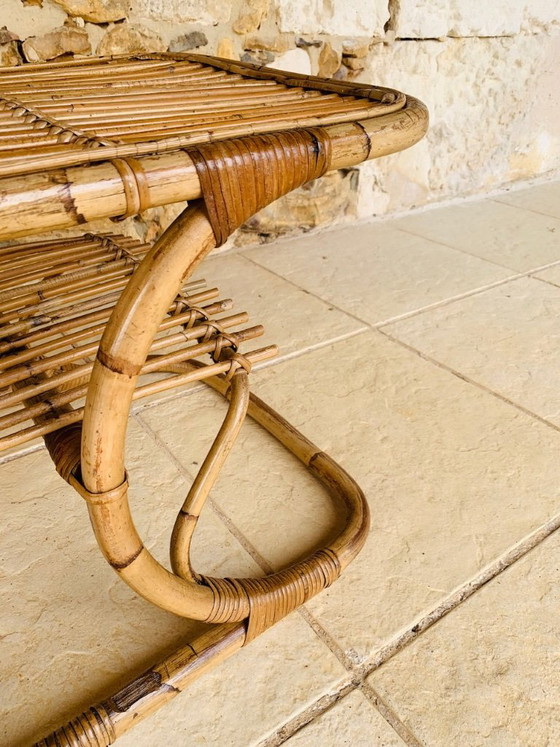 Image 1 of Tavolino da caffè in bambù e rattan con portariviste, stile metà secolo, di Tito Agnoli, circa anni '60.