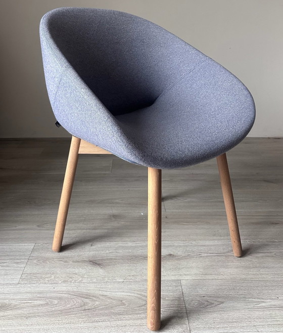 4x Artifort Beso design Dining chairs, Wood, Textile, Grey, Modern (photo 3 of 9)