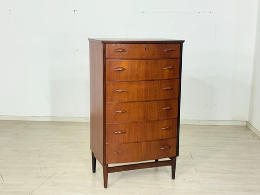 Commode danoise style milieu du XXe siècle / Lavabo / Armoire à linge / Meuble vintage