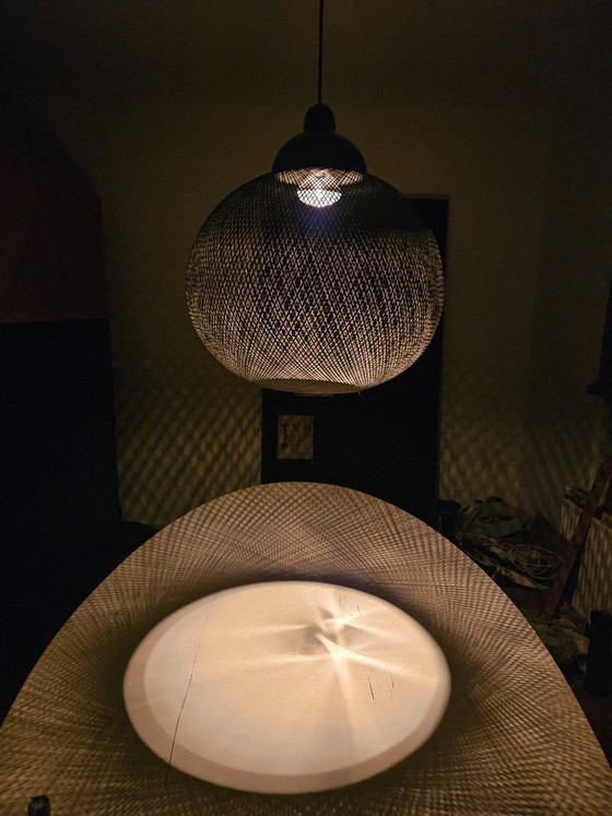 MOOOI Non Random Lamp – Ø48 cm – Black – E27 Max. 60W – Pendant lamps, Plastic (photo 3 of 5)
